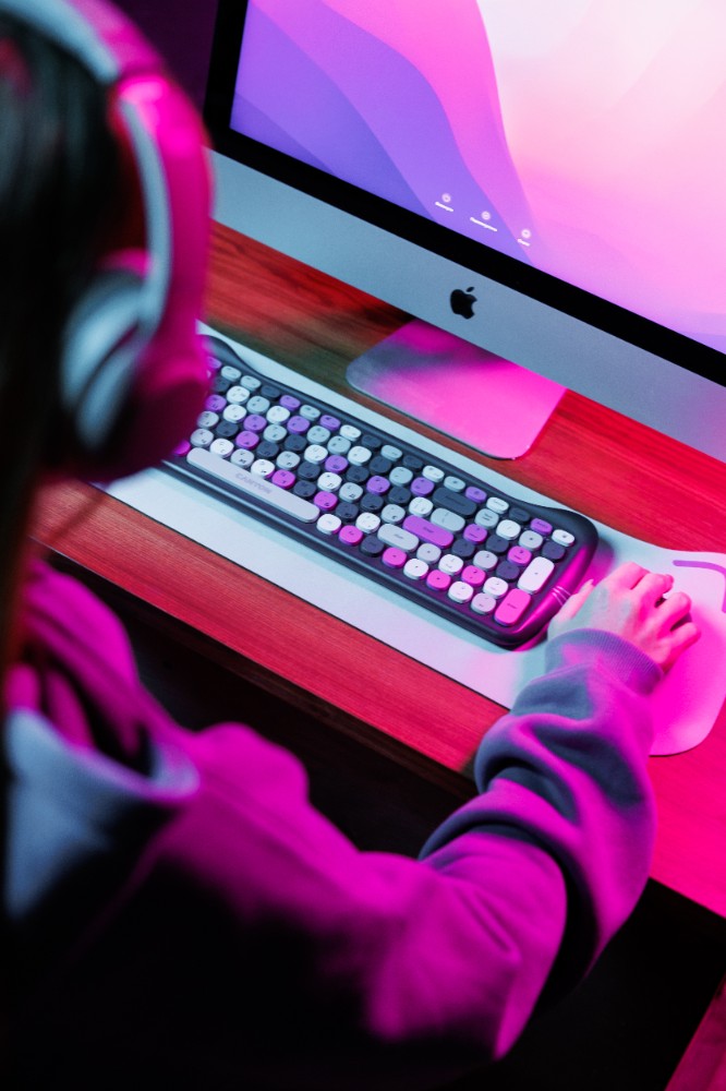 Canyon HSET-W6 Tastatur-Maus-Set mit Katzenmotiv und Mauspad, Pink