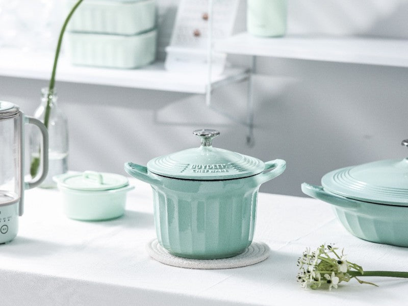 Buydeem CP541 Enamelled Cast Iron Pot 1.8L Kitchen Pastel Green