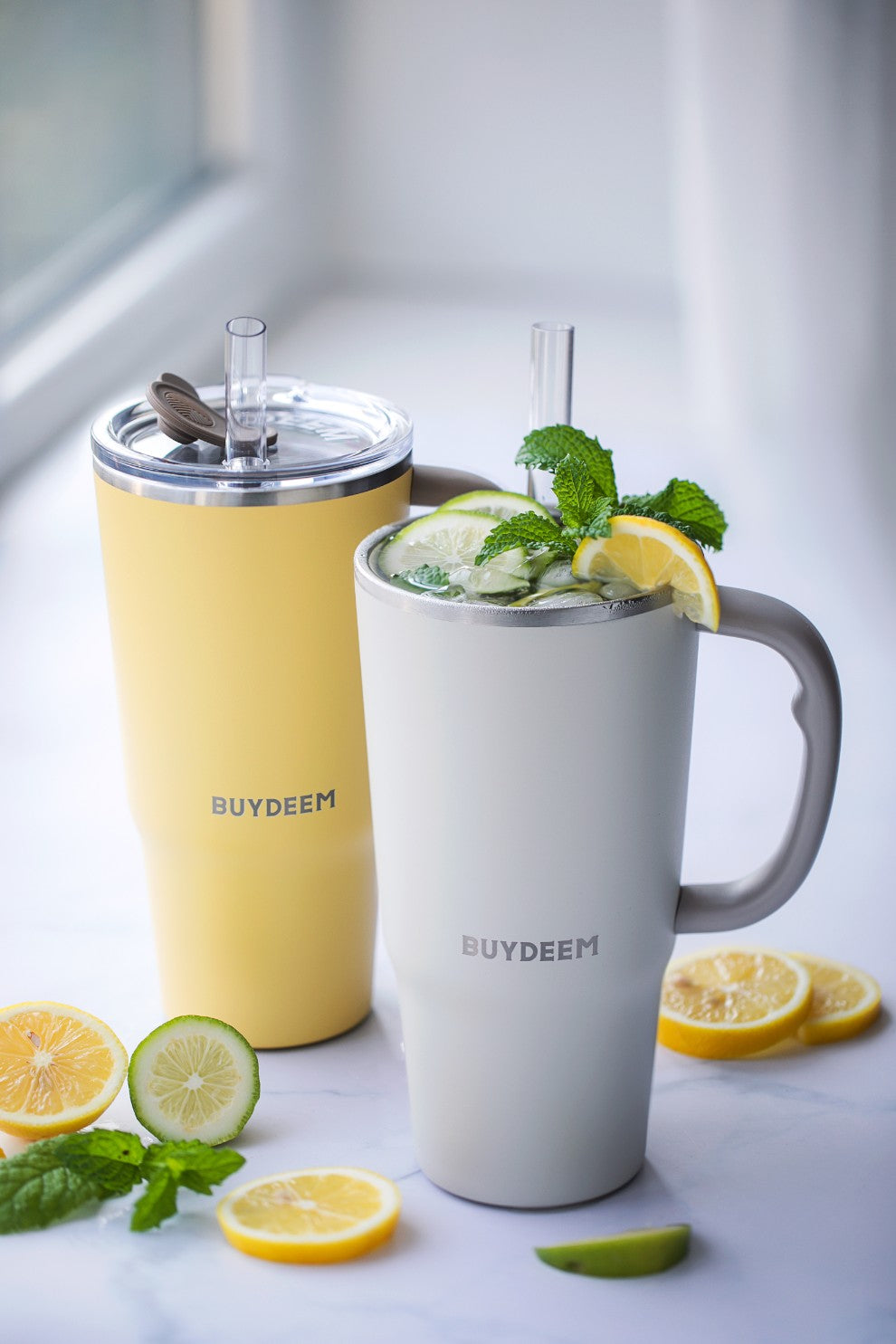 Buydeem DS57 700ml Insulated Tumbler with Straw, Oat White