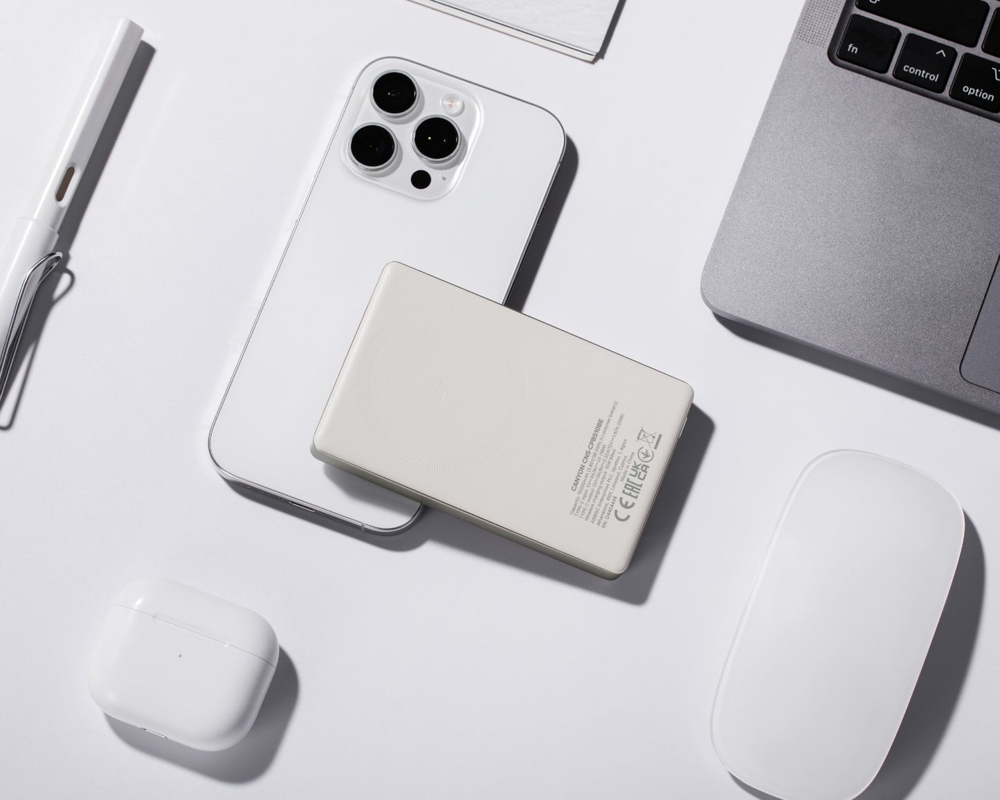 Powerbank 10000 mAh PD20W slim Magsafe Canyon OnPower 510 grau