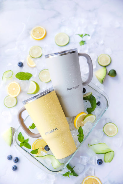 Buydeem DS57 700ml Insulated Tumbler with Straw, Oat White