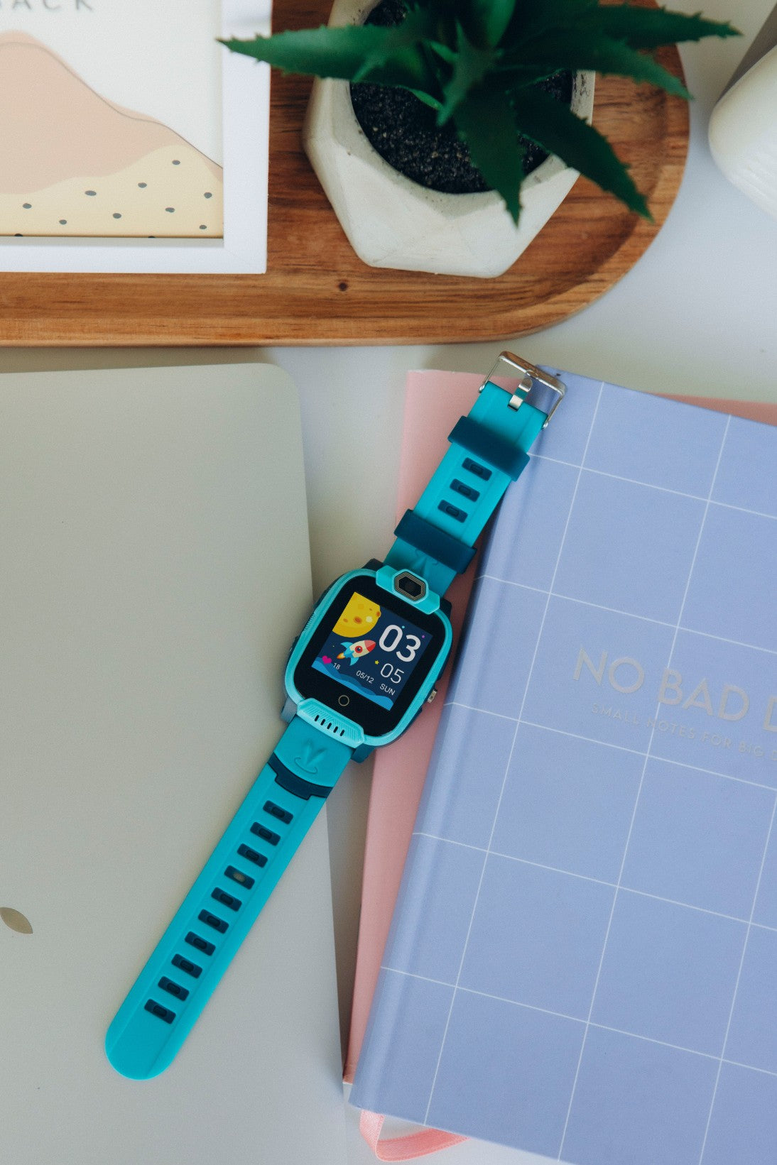 Smartwatch für Kinder 4G GPS mit Kamera SOS Canyon Jondy KW 44 grün