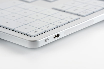 CLEVETURA CLVX 1 RGB Touch-Tastatur MacOS Windows Linux Weiß