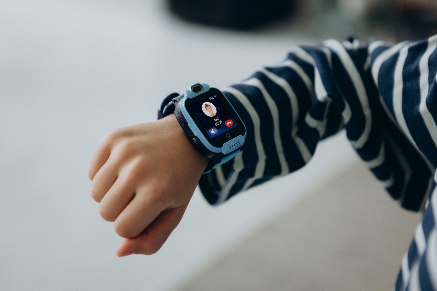 Smartwatch for kids 4G GPS with camera SOS Canyon Jondy KW-44 blue