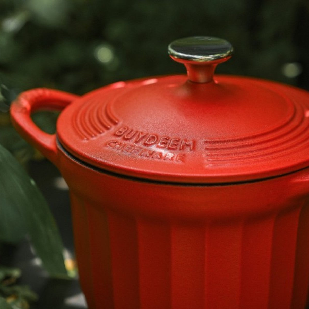Buydeem CP541 Enamelled Cast Iron Pot 1.8L Kitchen Pastel Red