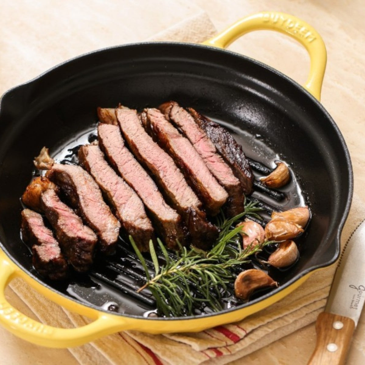 Buydeem CP553 Enamelled Cast Iron Grill Pan 26 cm Pastel Yellow