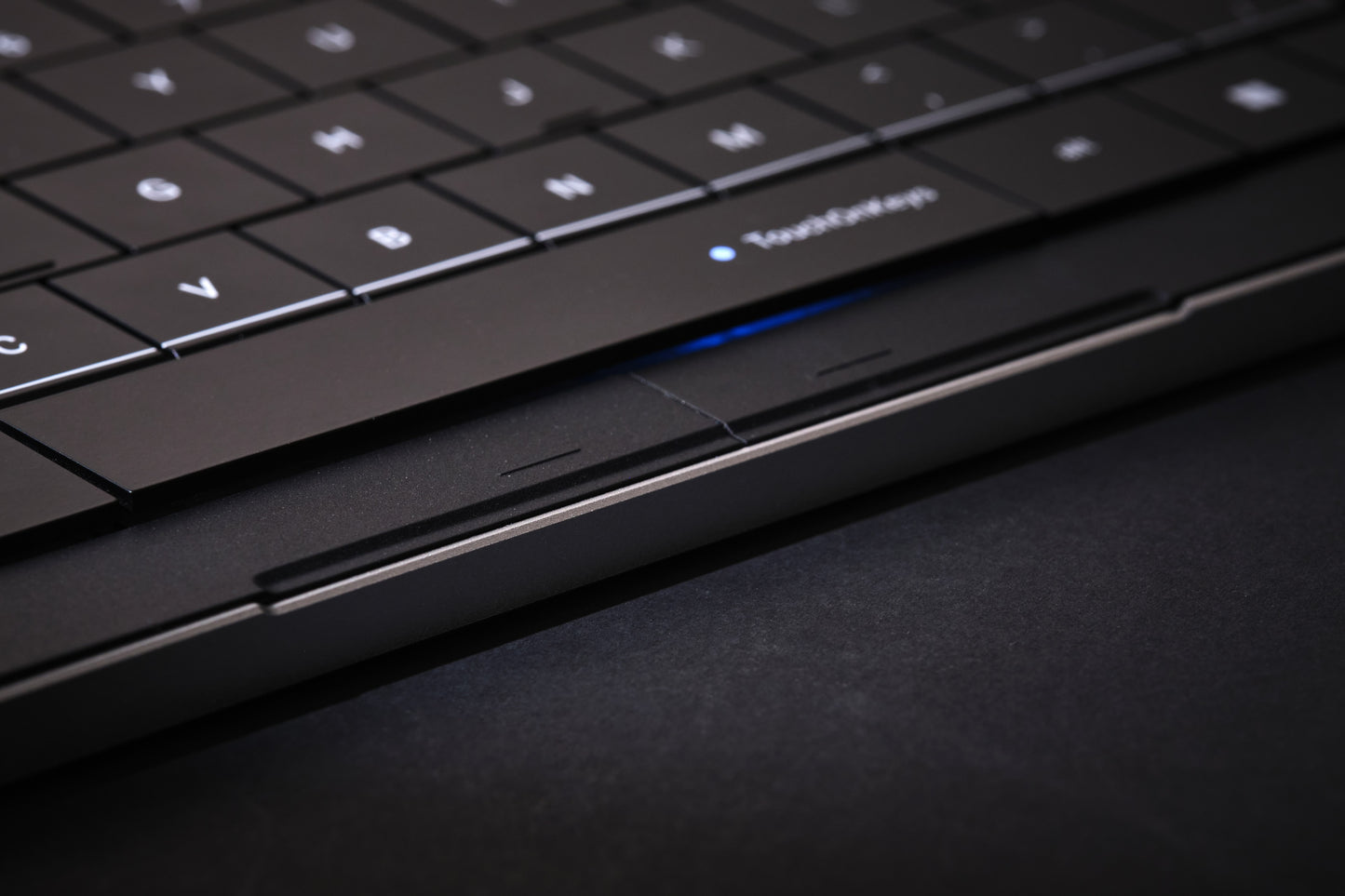 CLEVETURA CLVX 1 RGB Touch-Tastatur Windows/MacBook iMac Schwarz